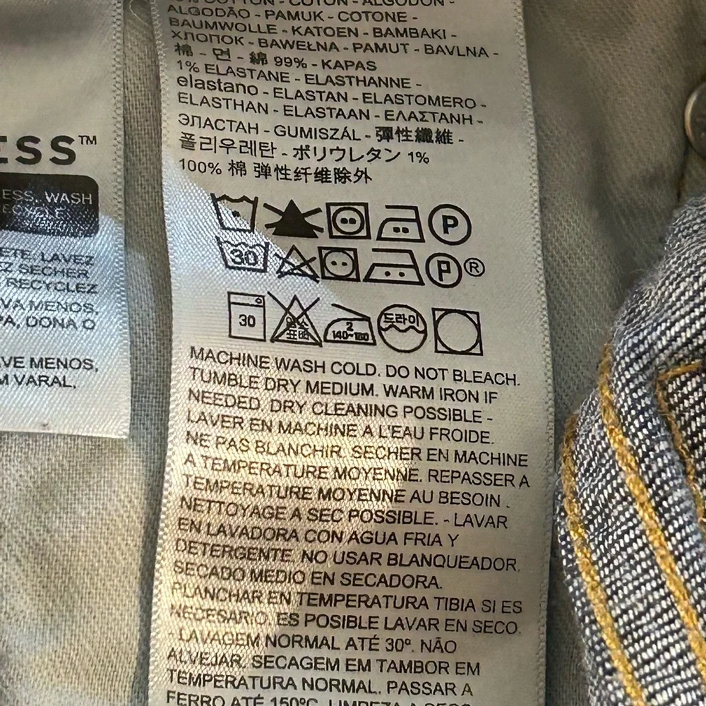 Levis levi 541